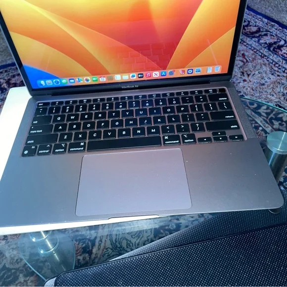 Mac book air..